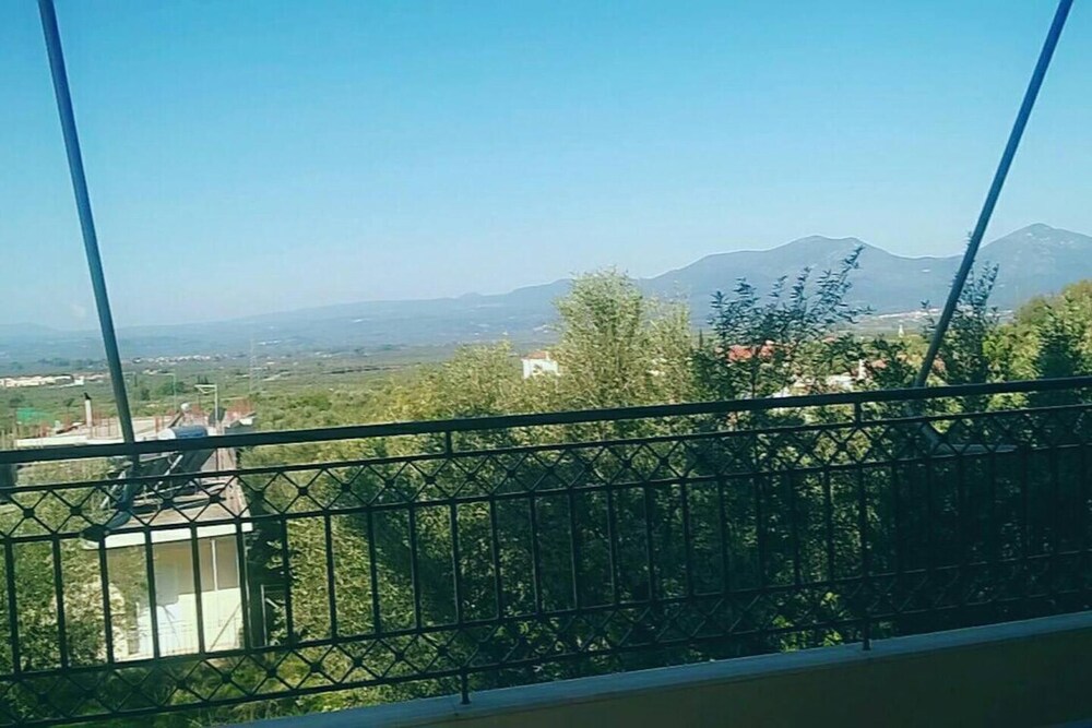 Beautiful & Cosy 5-bedroom Villa - Peloponnese view 5