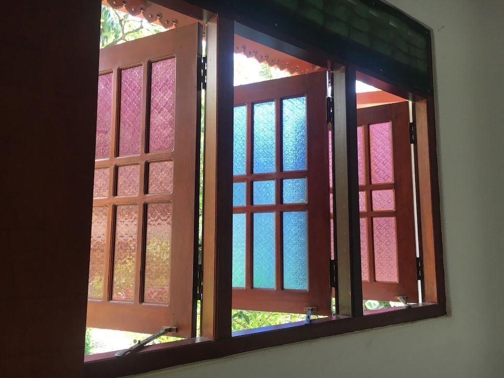 Jungle Guest House