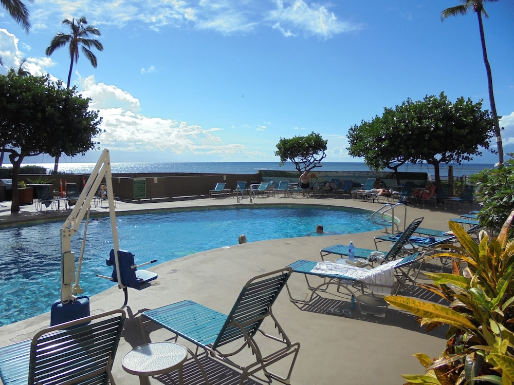 Royal Kahana Resort by rkmaui