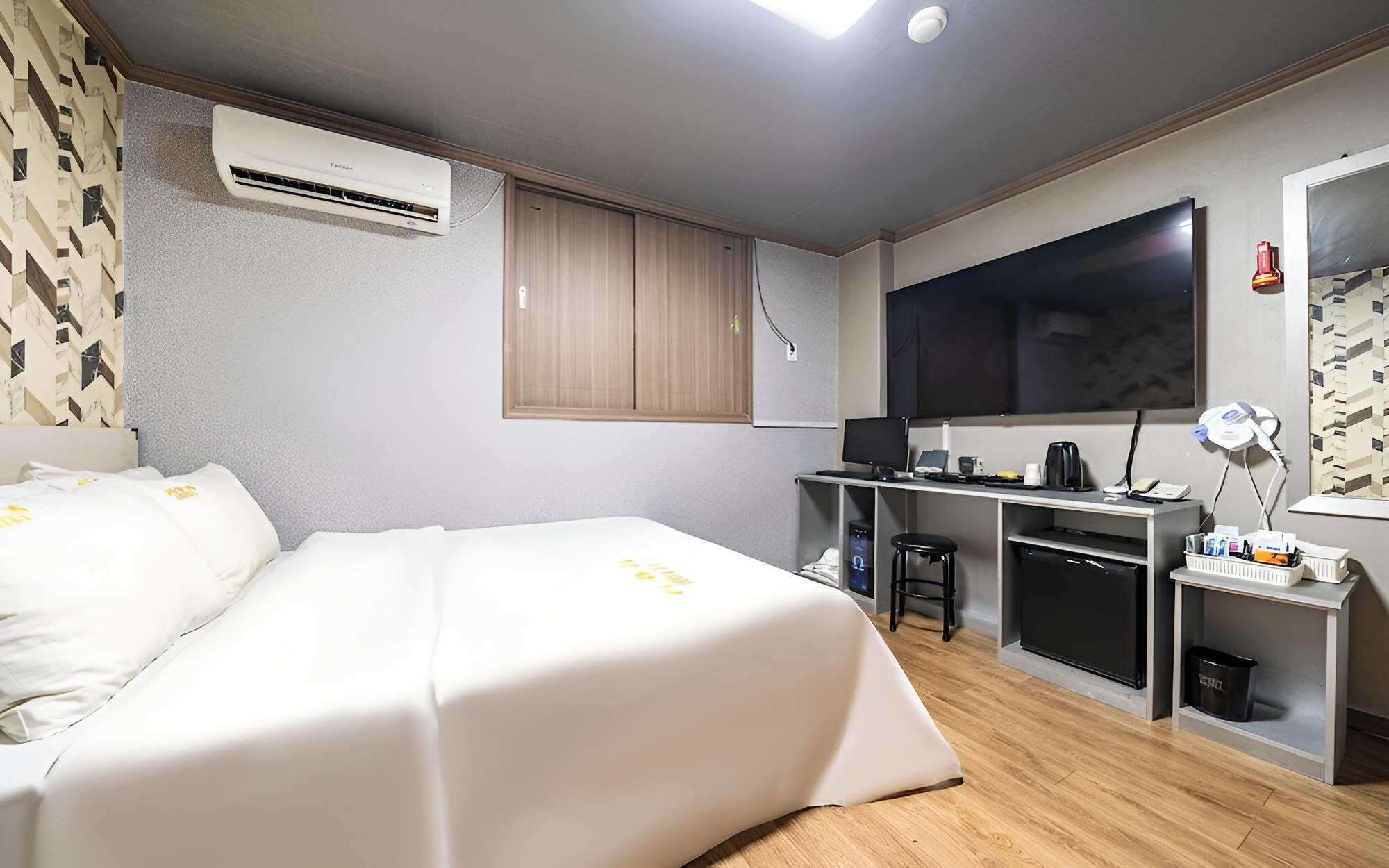 Suwon Station Hotel MOM view 4