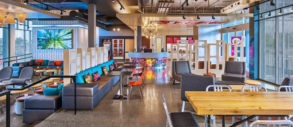 San Jose Vacations - Aloft Santa Clara - Property Image 2