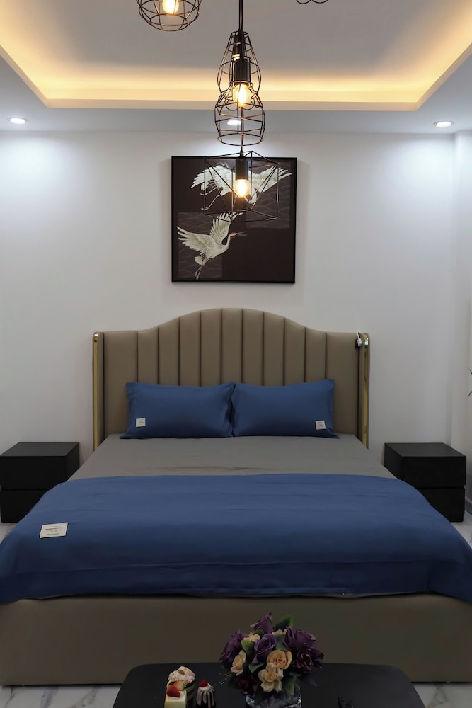 The Grand Diamond C Hotel