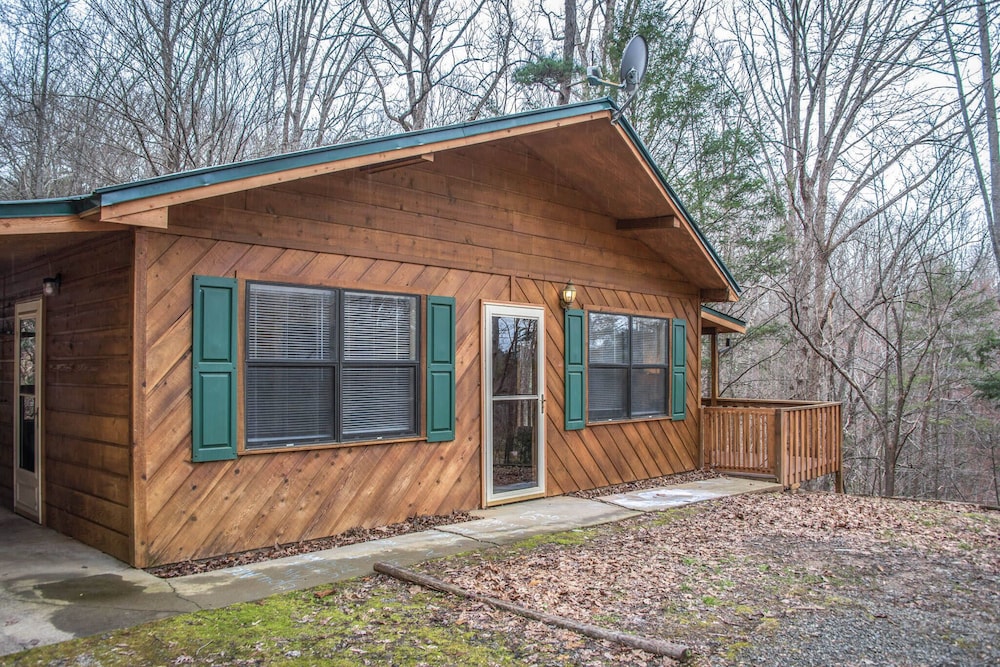 Smoky Bear Hideout view 3