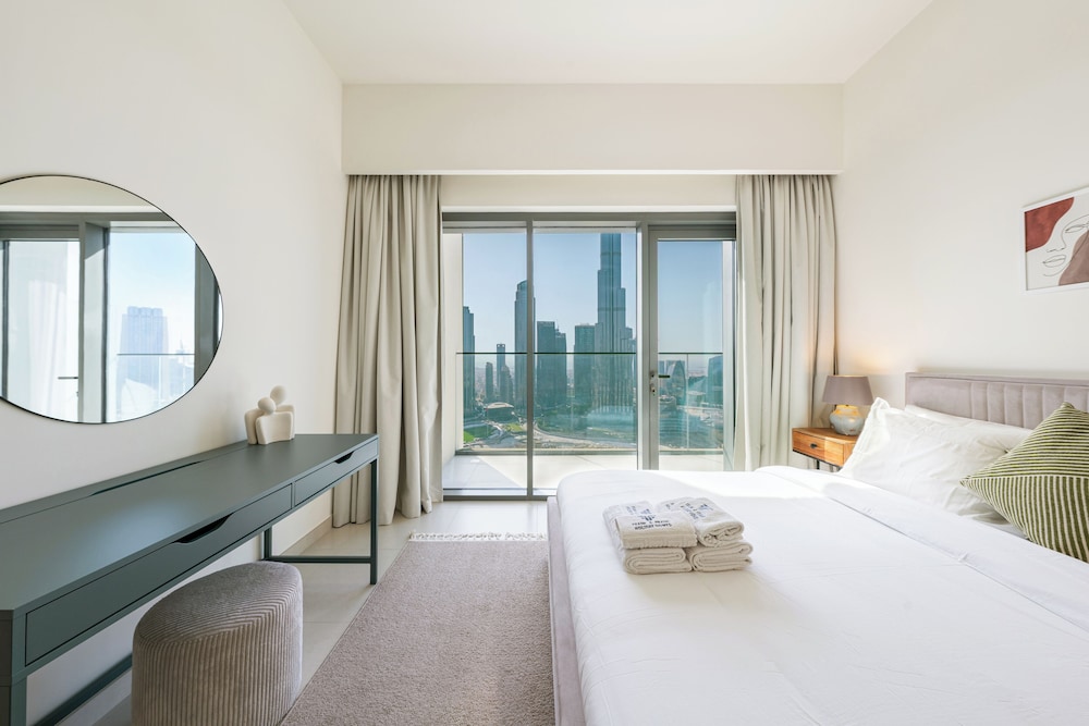 NYE Burj Khalifa & Fountain View Royale Stay