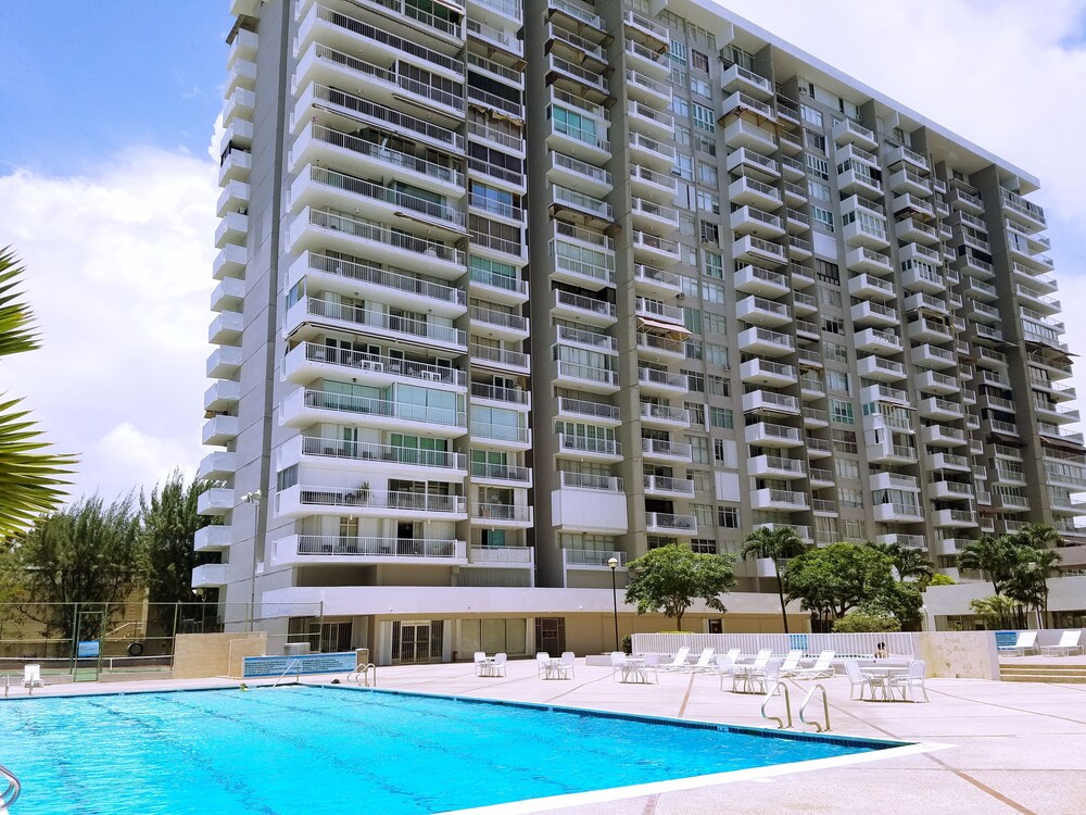 Beachfront Coral Beach Condo 305