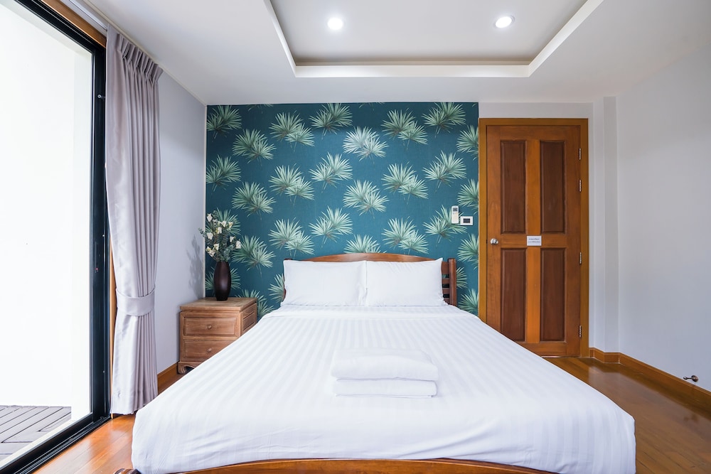 Photo 100