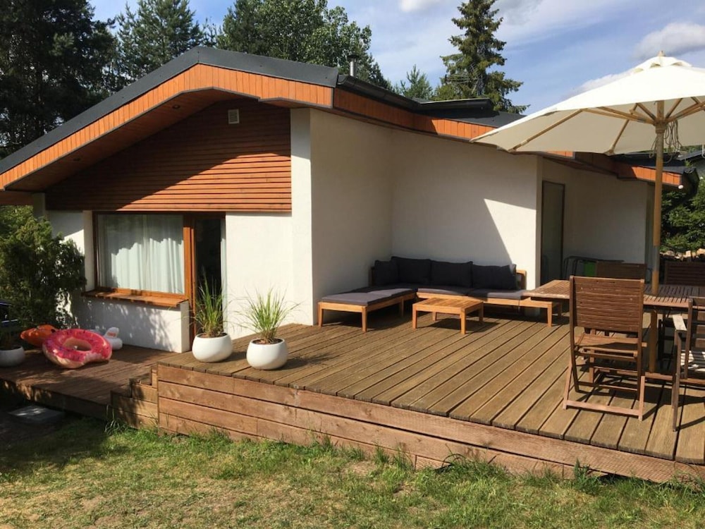 Friendly Holiday Home Near the Lake