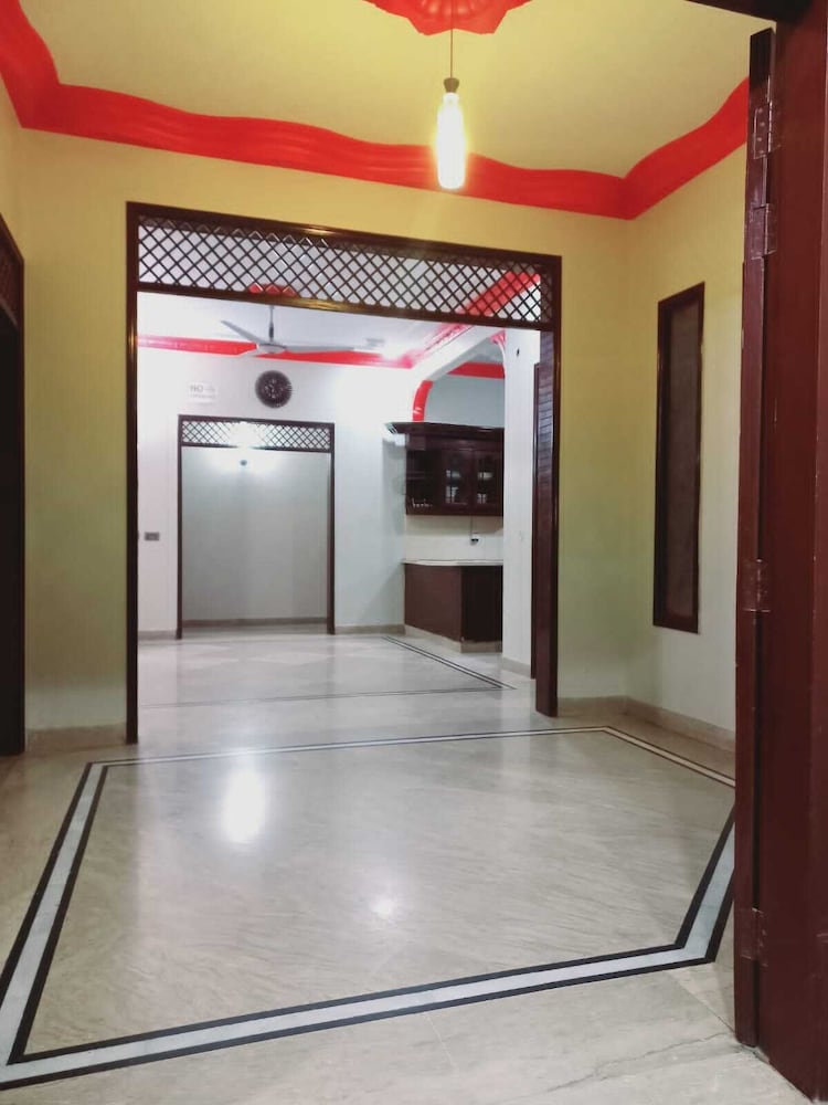 BNB Rose Lodge Family Guest House