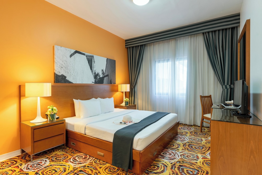 Golden Sands 10 Hotel Apartments