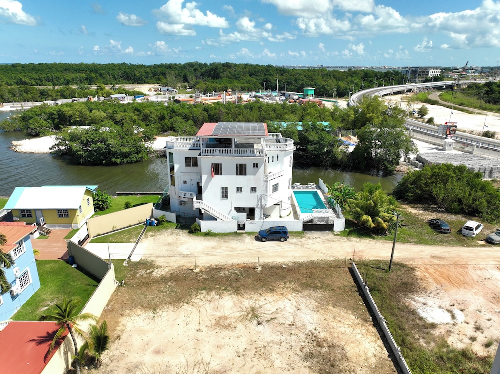 See Belize Sea View Vacation Rentals