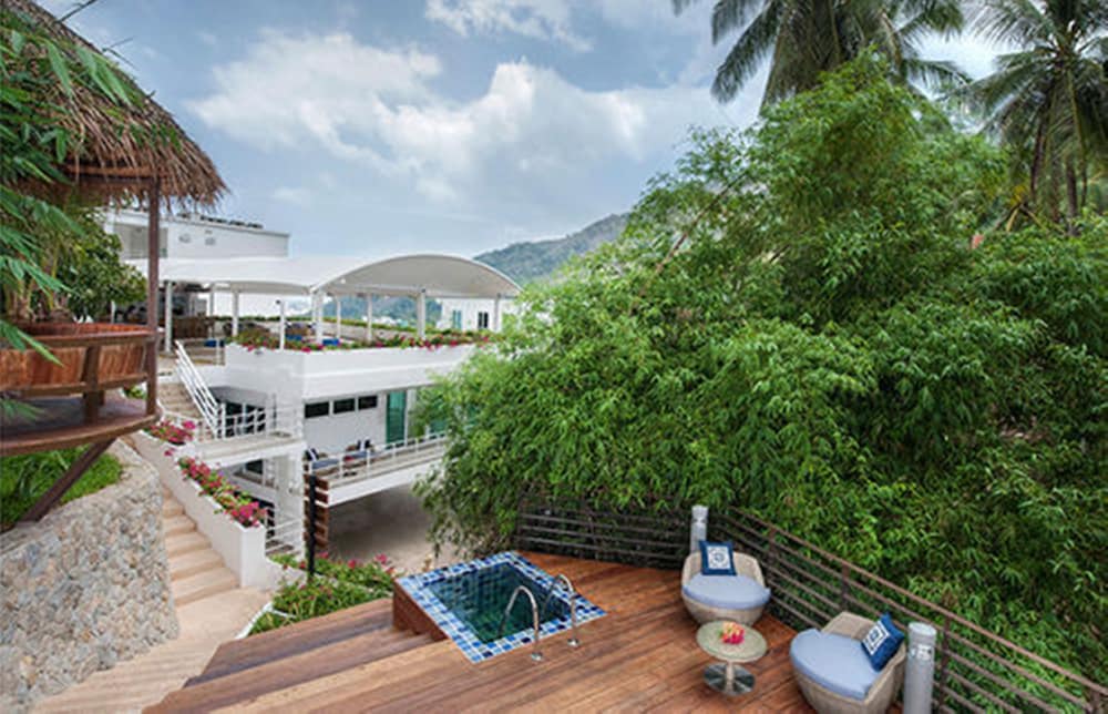 Kata Ocean View Residences