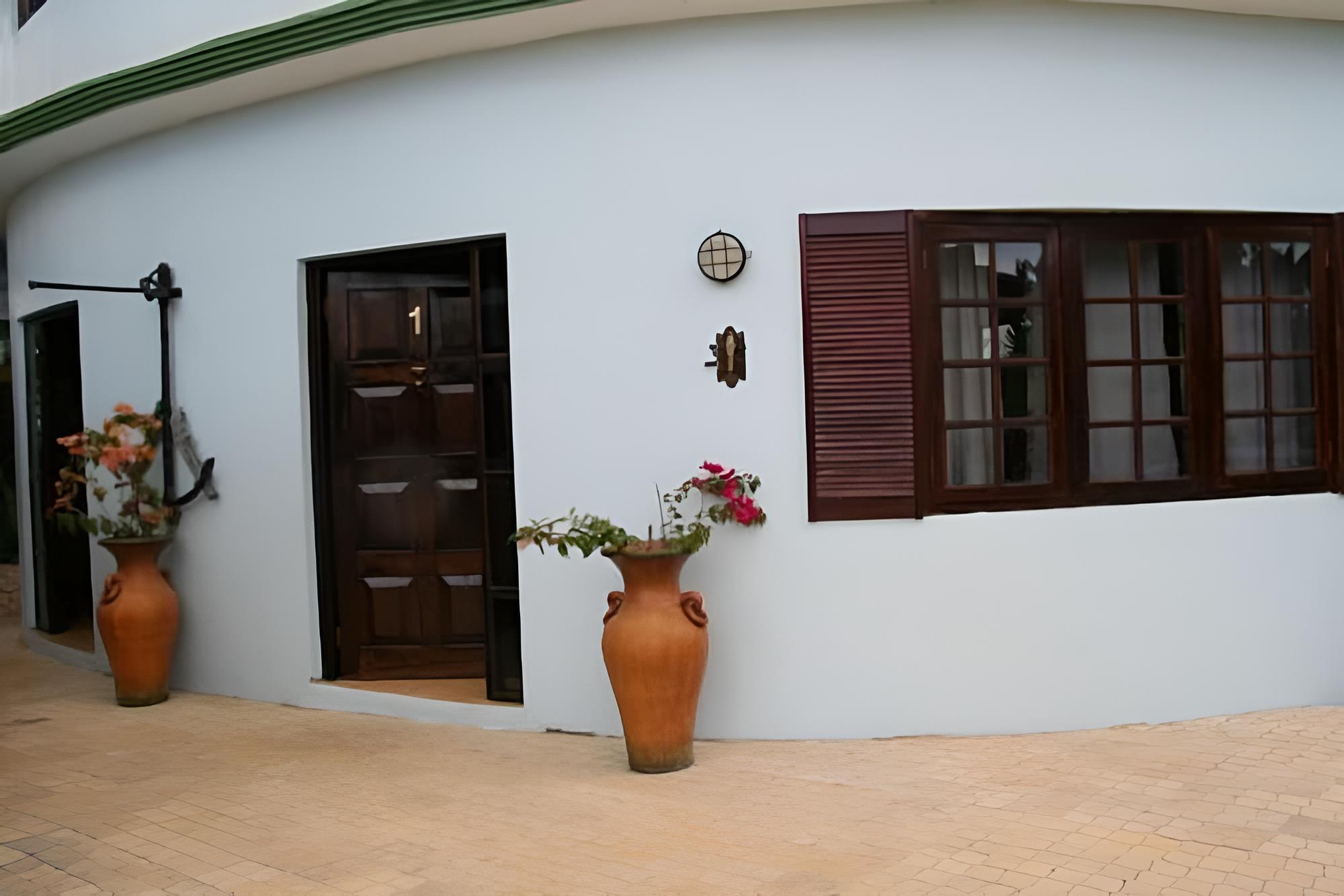 Idlers' Rest Beach Hotel