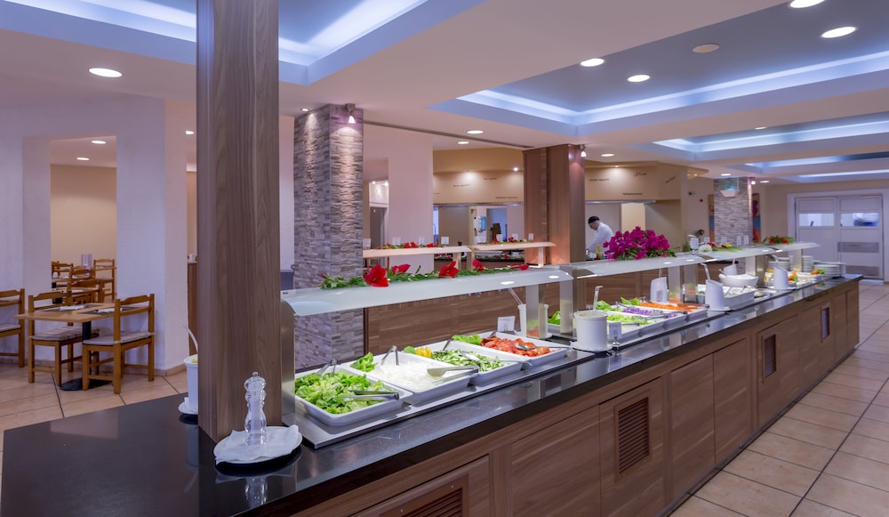 Dessole Dolphin Bay Resort – All Inclusive