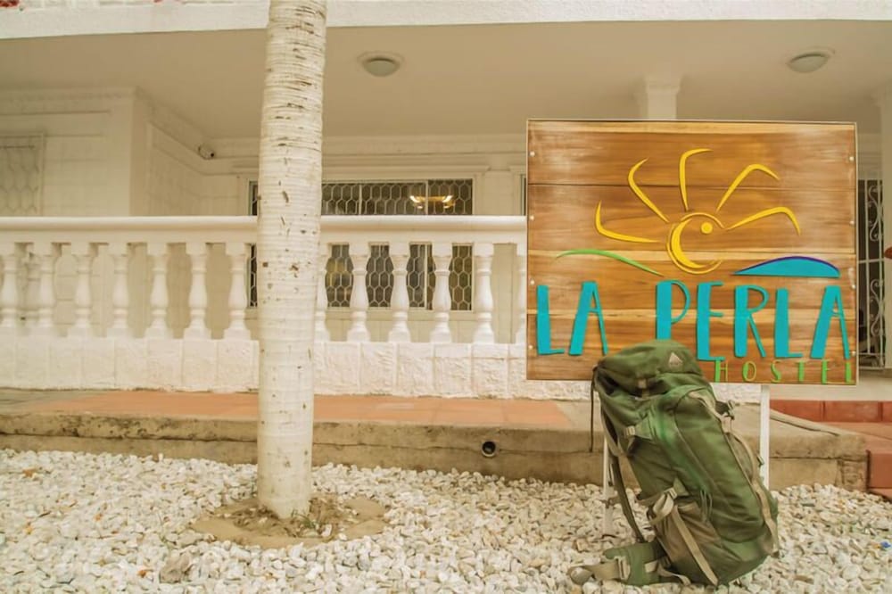 La Perla Hostel