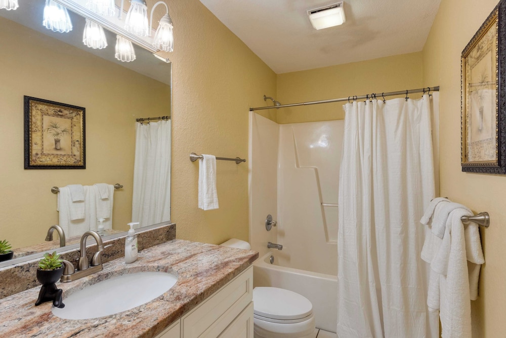 Sleeps 28 Beachfront w/ Pool, Hot Tub, Game Room Atlantic Watch by Avantstay