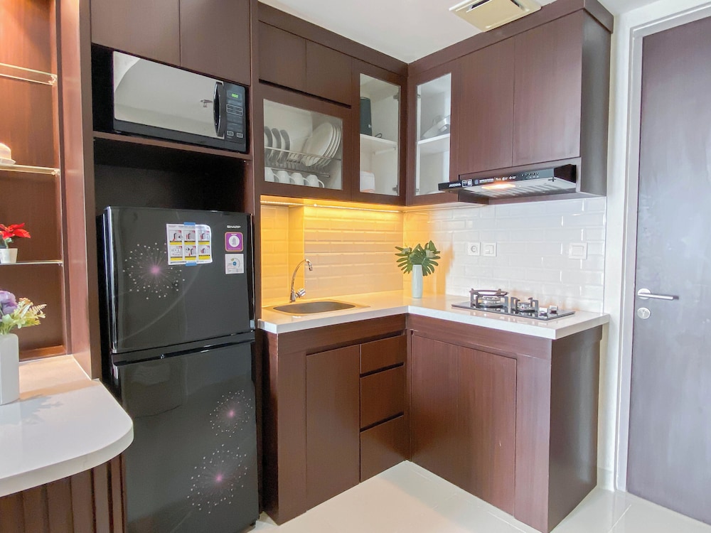 Modern 2Br At Vasanta Innopark Apartment