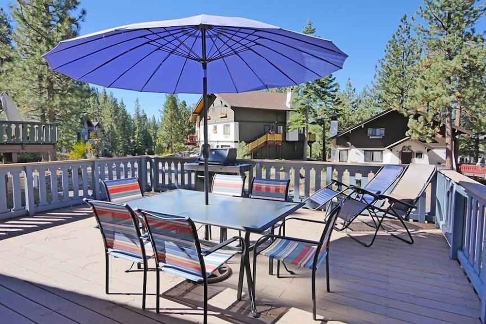 3330 Pine Hill Road 2 Bedroom Home by RedAwning