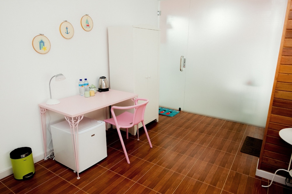 Sweet Peach House