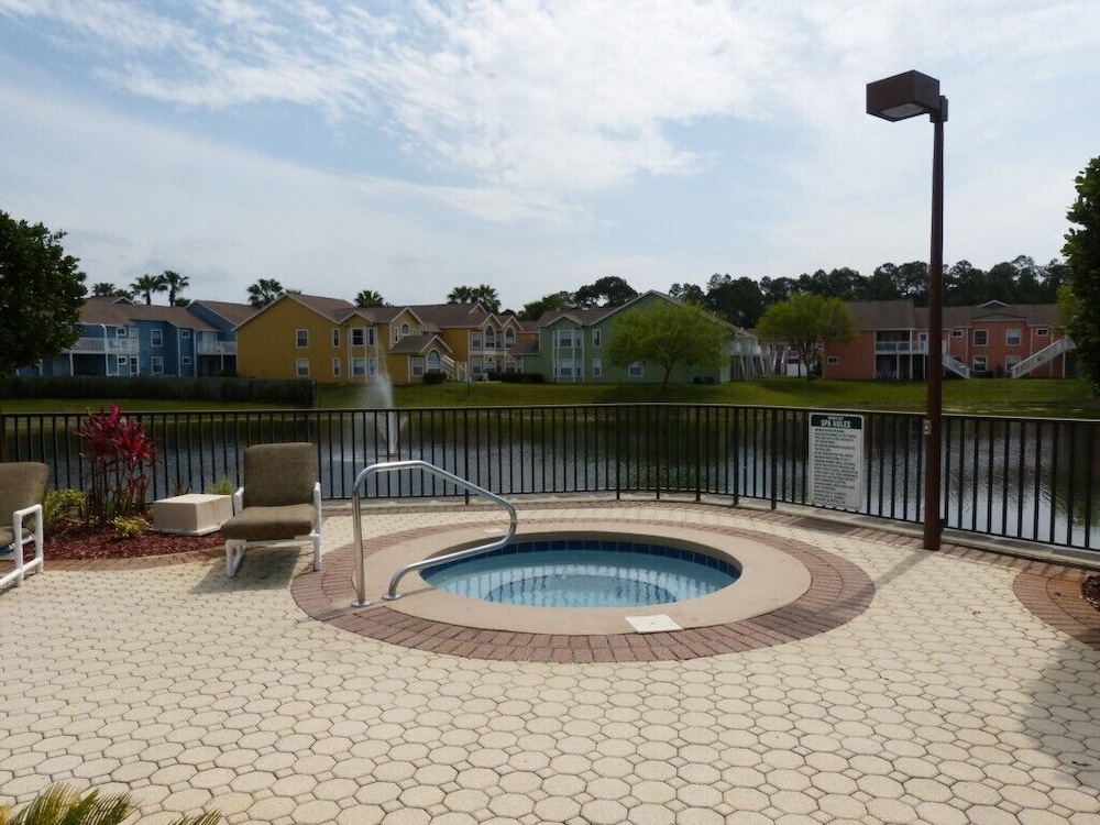 Mk015or 3 Bedroom Townhouse by RedAwning - Image 5