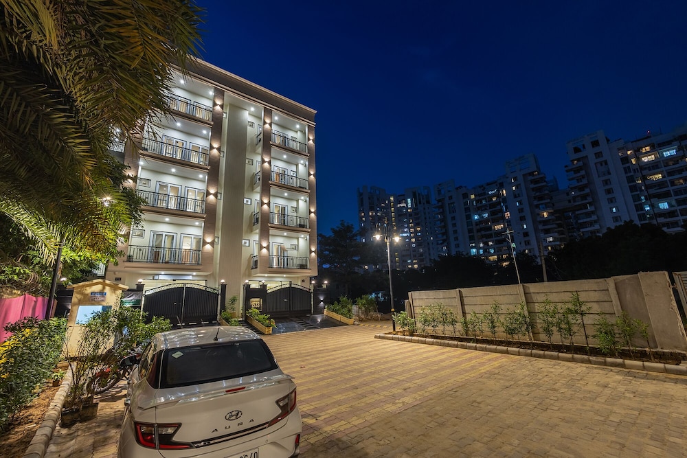 FabHotel Exotica Avenue Apartments