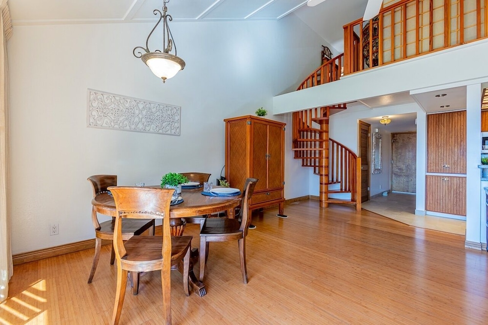 Maalaea Surf C10 2 Bedroom Condo