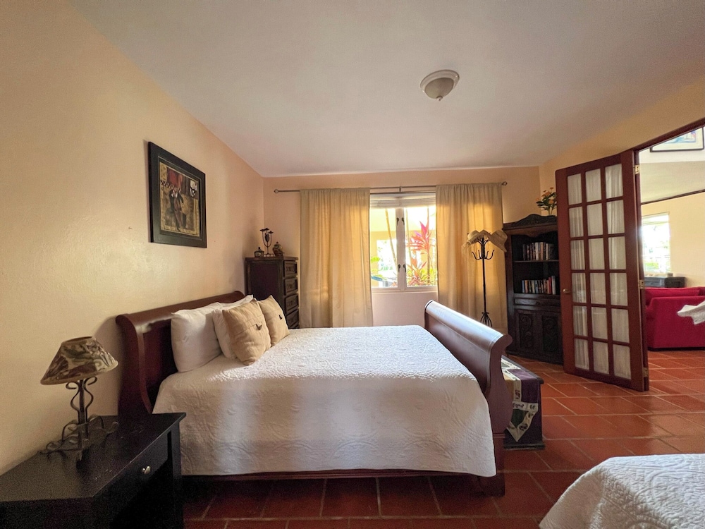 Paradise Villas & Vacations view 3