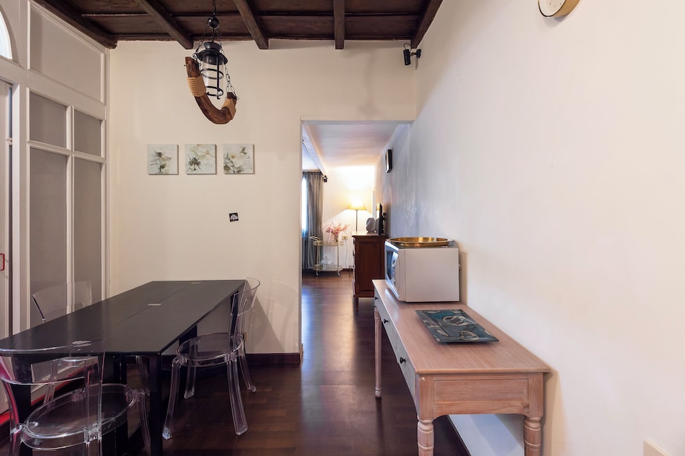 Fori Imperiali Lovers Apartment — Rome photo 2