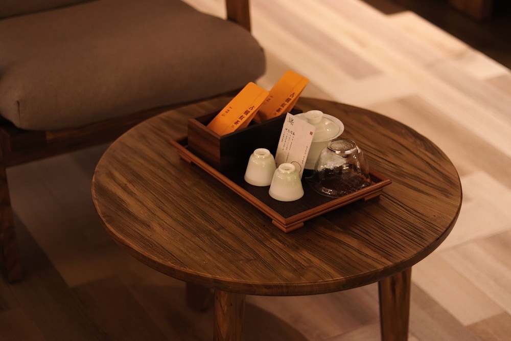 Shishe Spring Designer Homestay