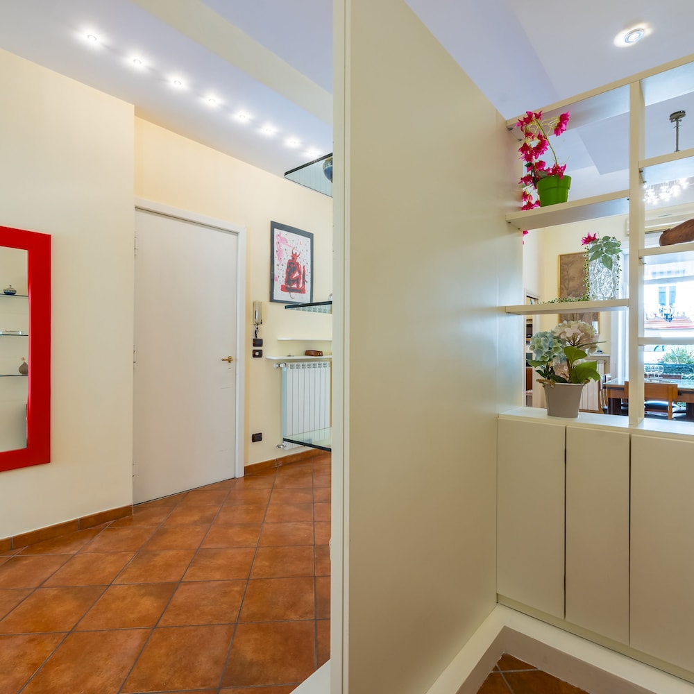 Casa Vacanze Nostos Alabardieri by Napoliapartments