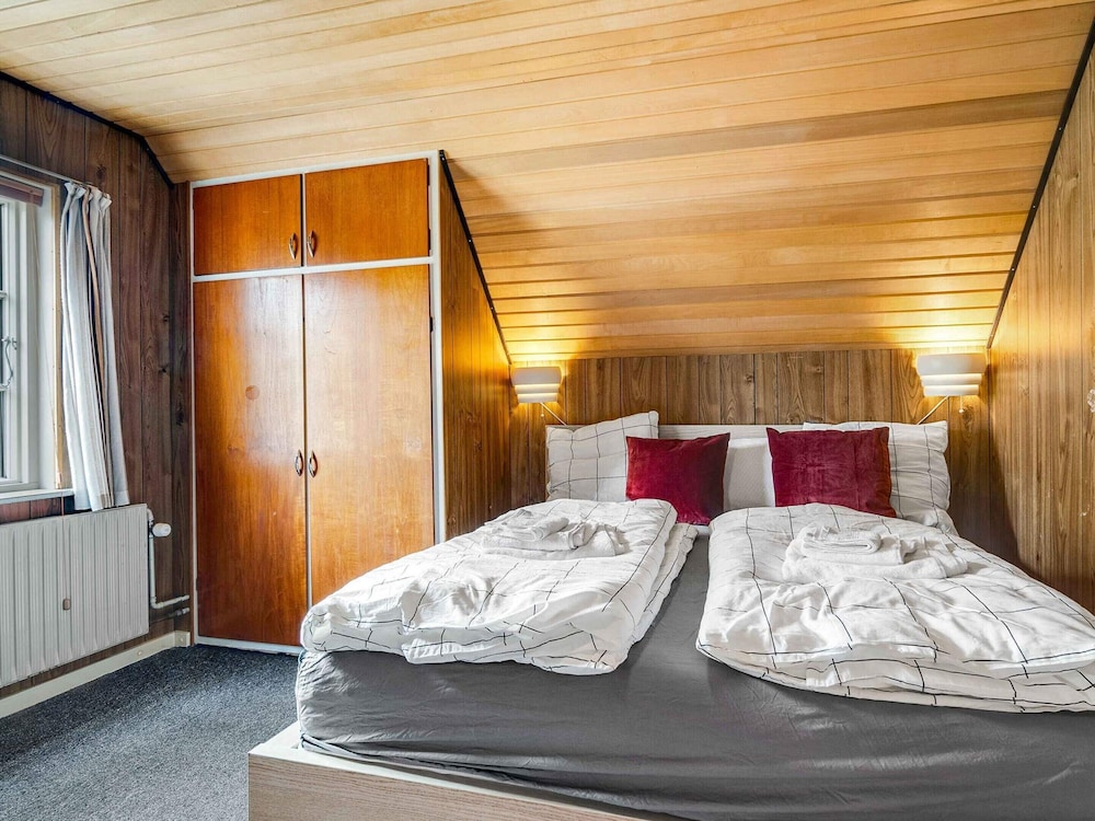 5 Star Holiday Home in Rodby