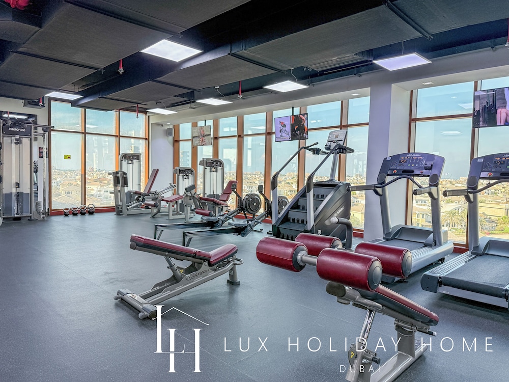 LUX The Palm View Studio