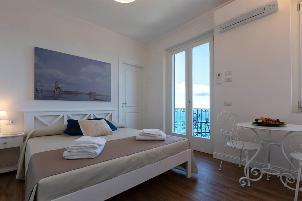 Welcomely - La Terrazza sul Mare view 5