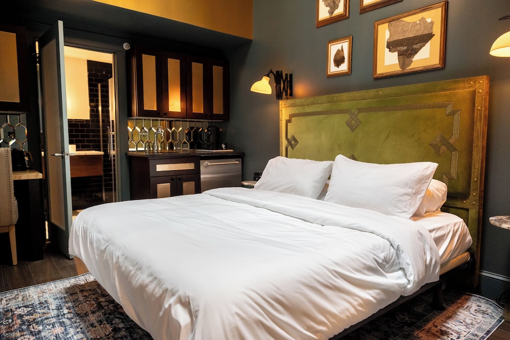 The Gas Lamp Hotel - 1BR - Adams