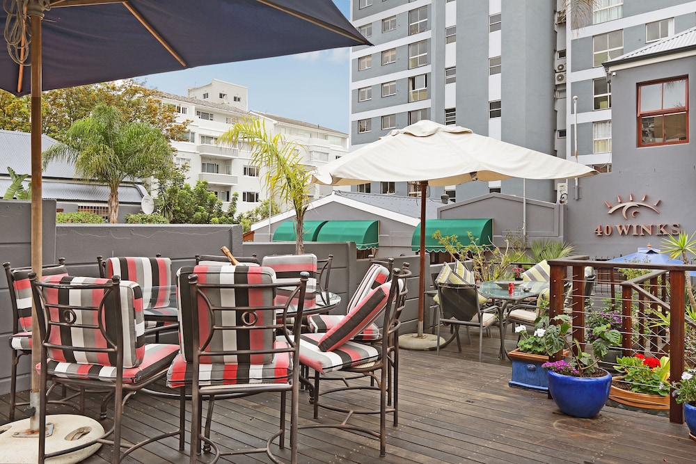 40 Winks Guest House Green Point Cape Town