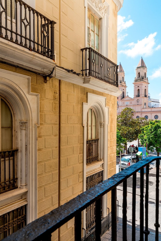 Luxury Apartment in Cadiz. San Antonio V