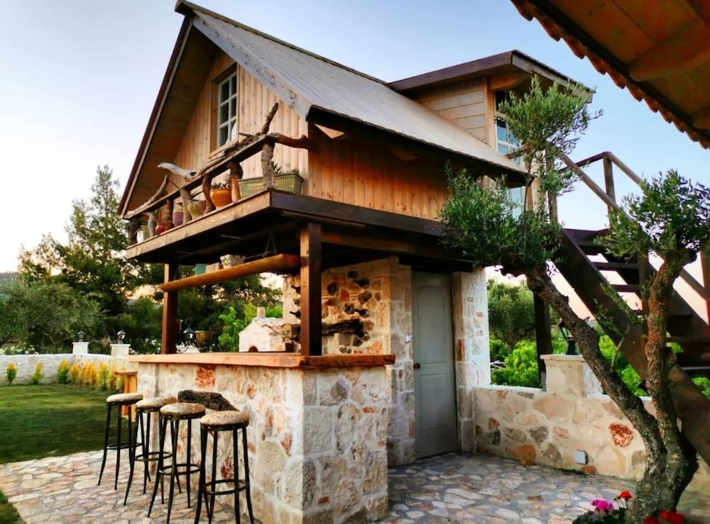 Agro Art Boutique & Luxury Villas