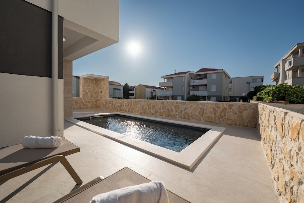 Relax apartments with private pool