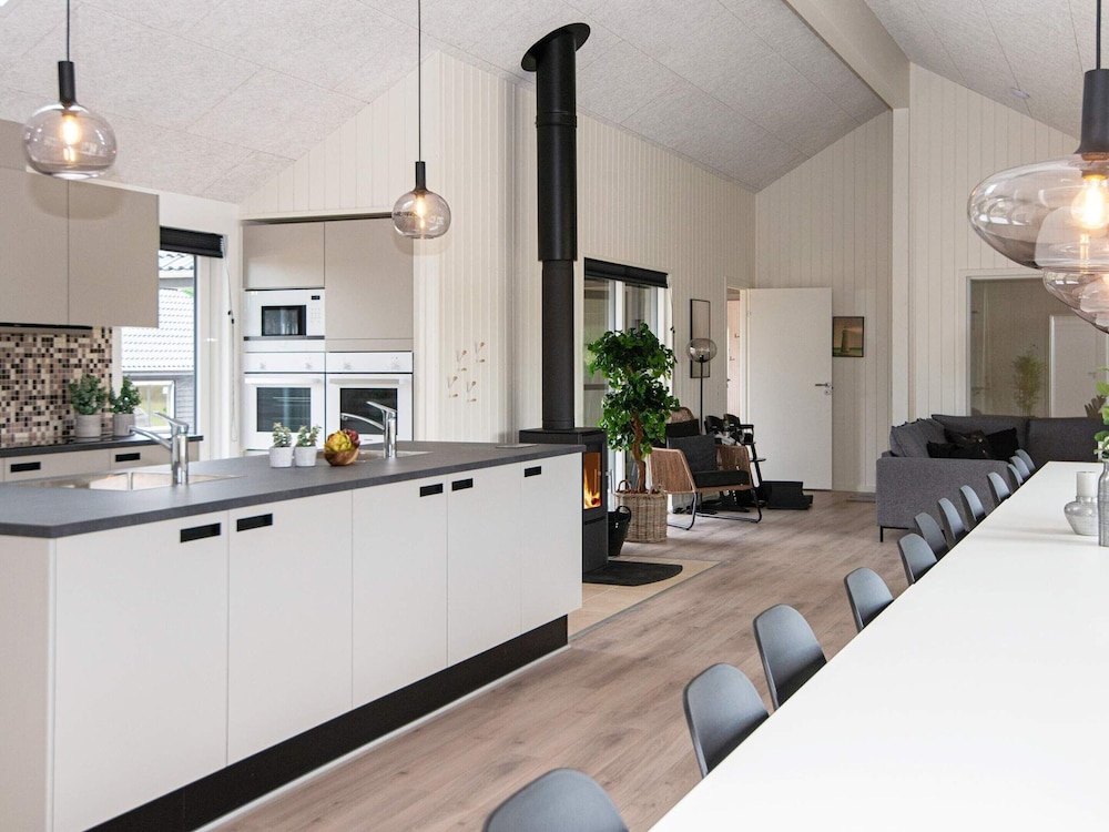 Luxury Retreat by the Sea - By Traum Ferienwohnungen view 5