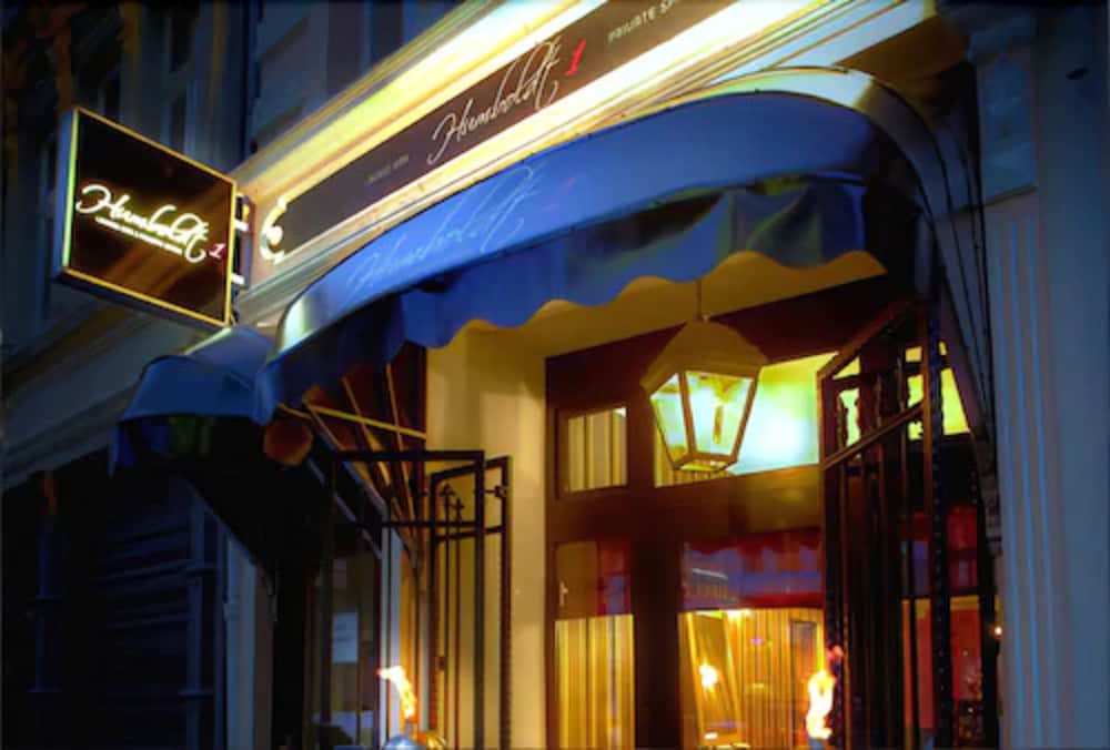 Humboldt1 Palais-Hotel & Bar