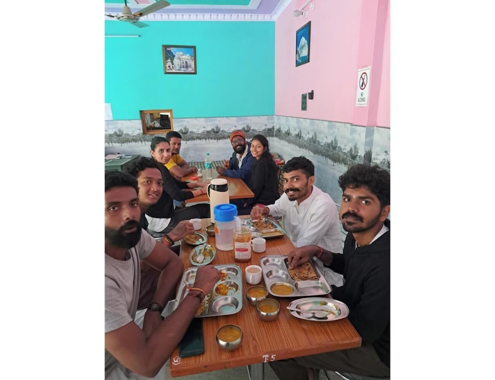 Hotel Mountain Paradise Barkot