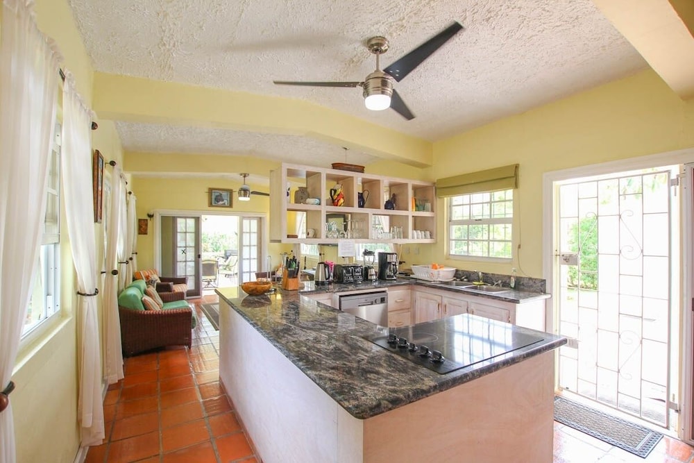 Aqua Bliss 3 Bedroom Home by Bluescape
