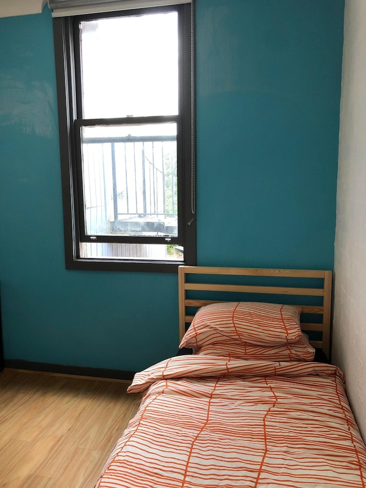 South Yarra Hostel