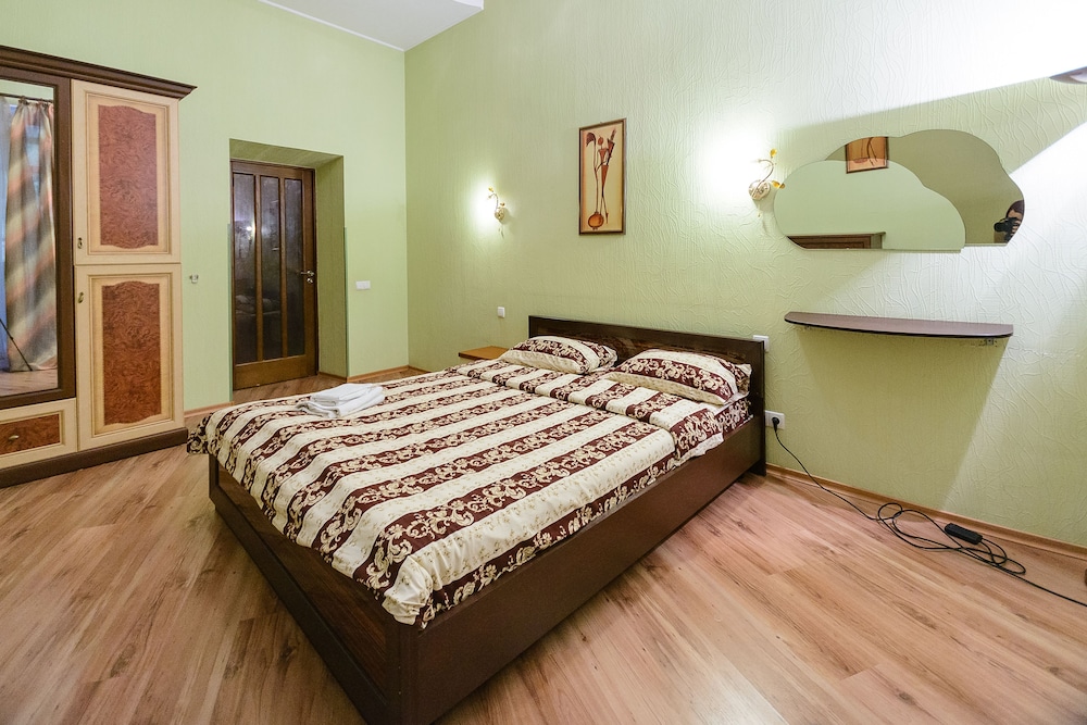 Kiev Accommodation Hotel Service