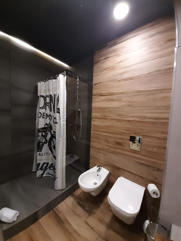 Abri Luxe Berlin view 4