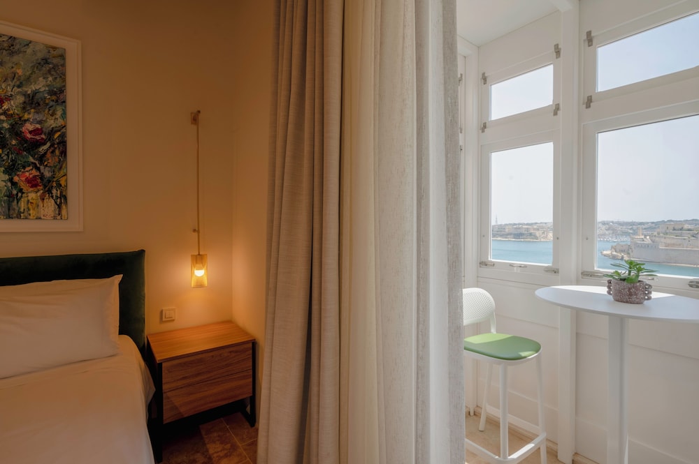 V60 Valletta