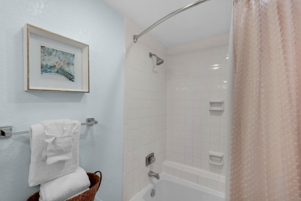 Bayside Inn 6282
