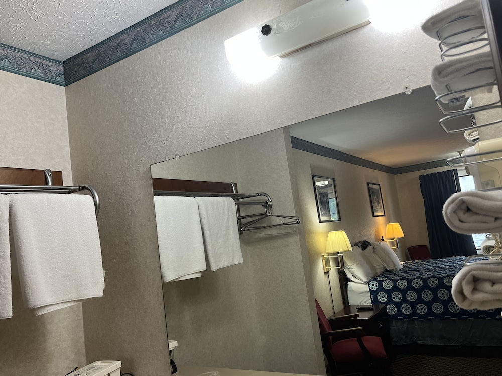 Americas Inn
