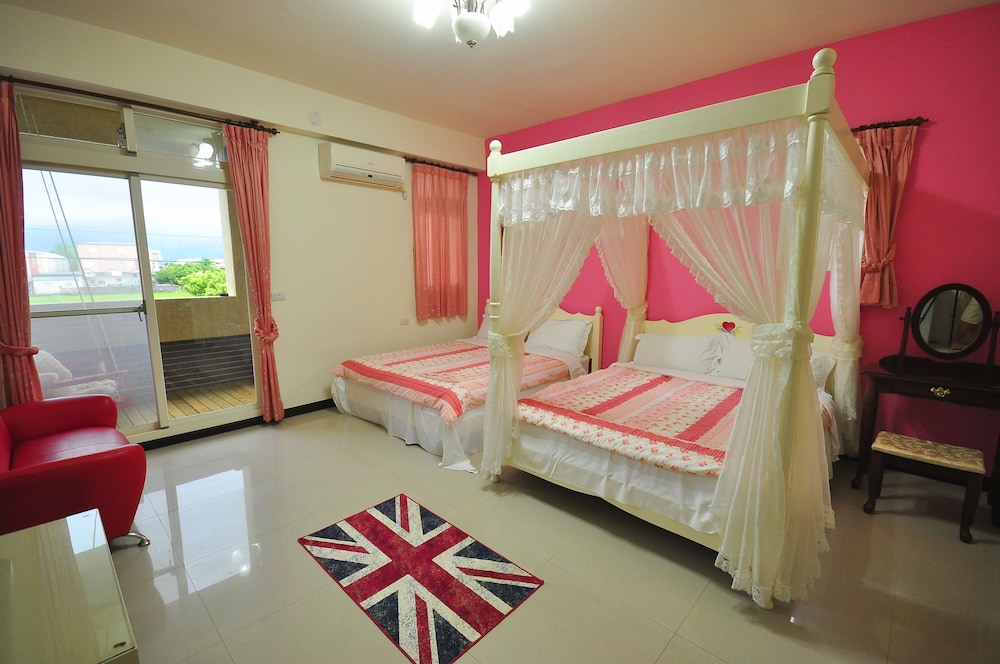 Happy Orange Homestay
