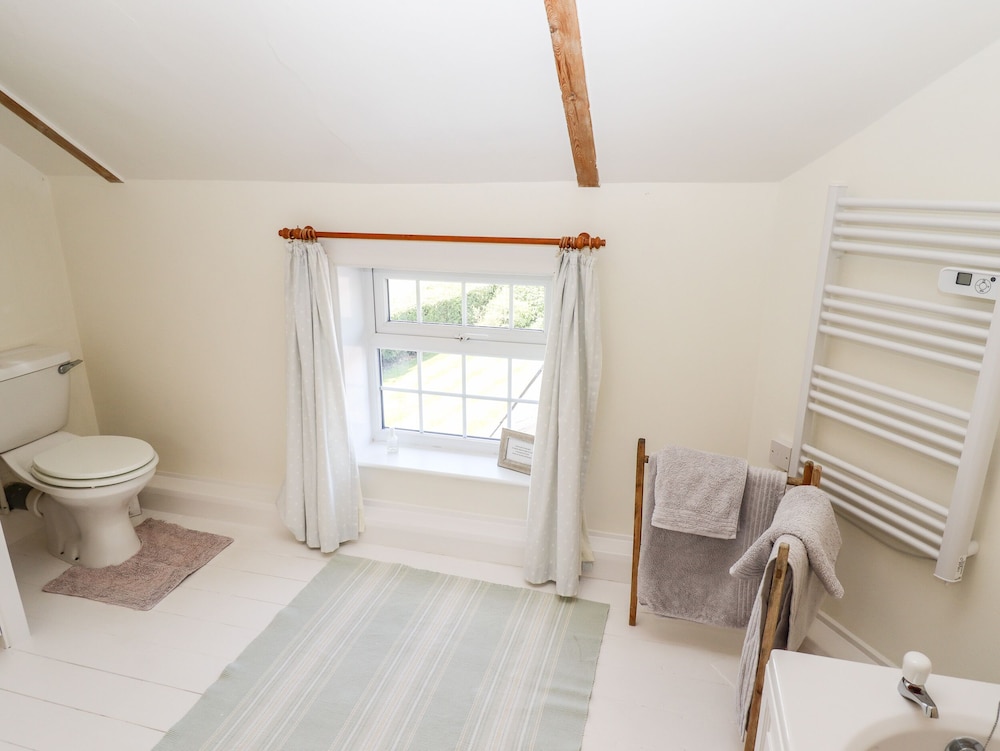 East Farm Cottage