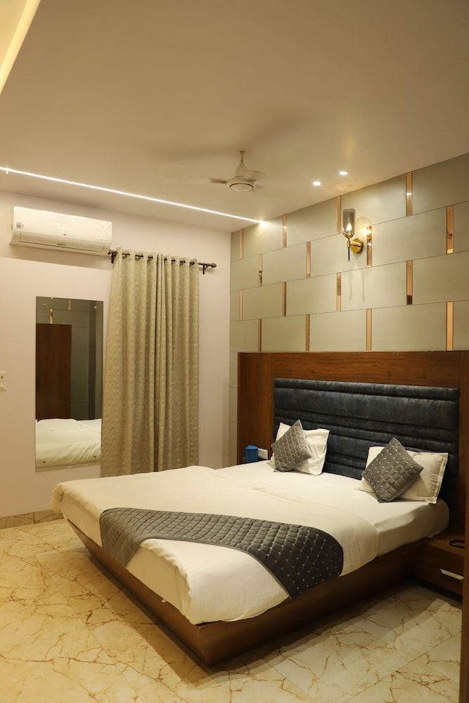 Hotel Shree Darshnam